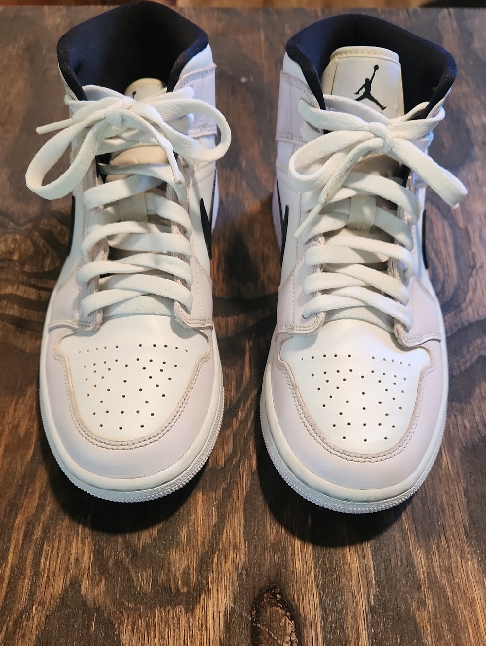 Air Jordan 1 Barely Rose Mid-Top Sneakers